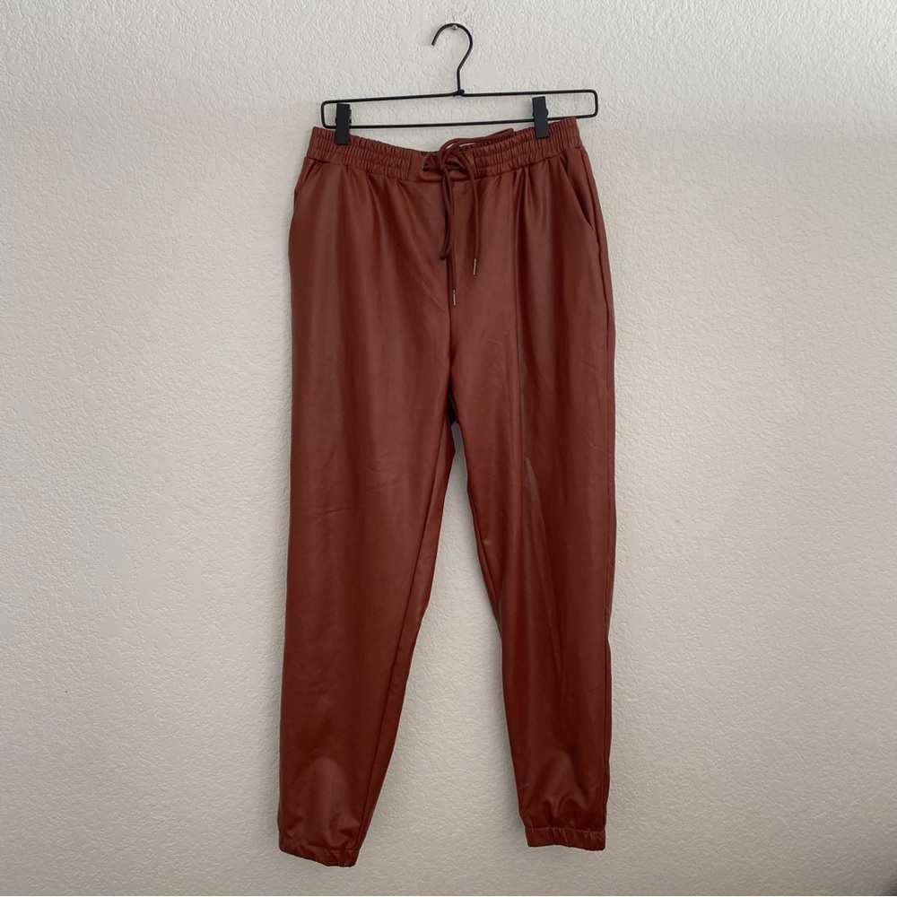 21 SAINTS Women's Medium Brown Faux Leather Jogger Pant